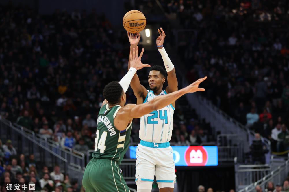 引发球迷和 引发球迷和