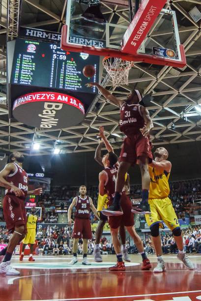 而对于足球 而对于足球