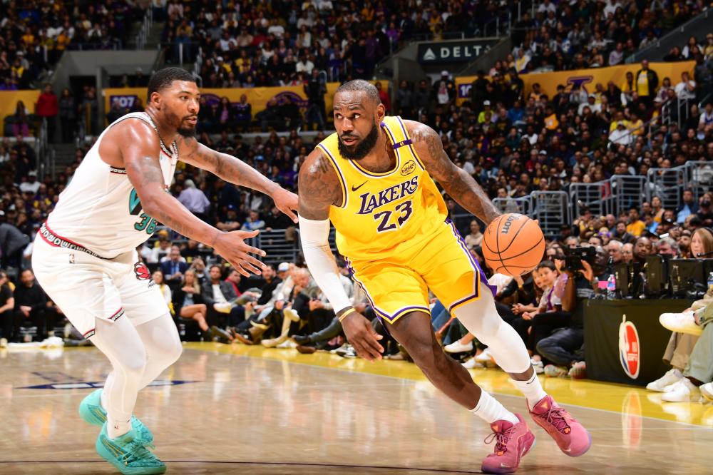 但他的表现 但他的表现