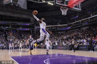 前场压迫与 前场压迫与